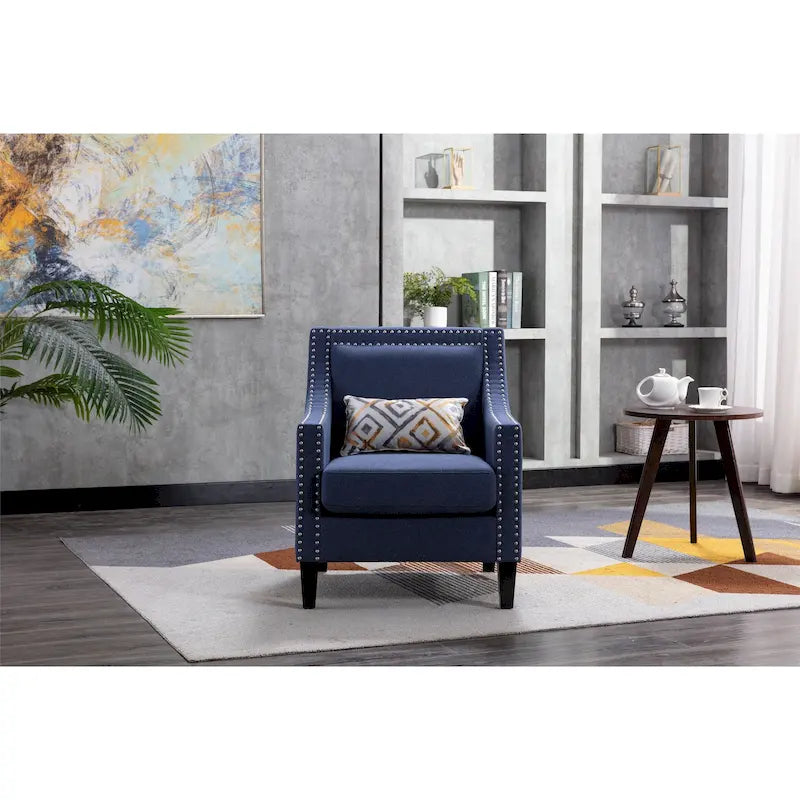 Fauteuil en tissu de lin avec clous décoratifs et pieds en bois massif