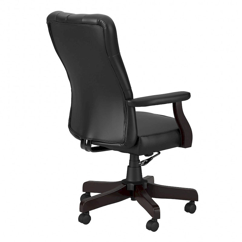 Chaise de bureau capitonnée à dossier haut avec accoudoirs